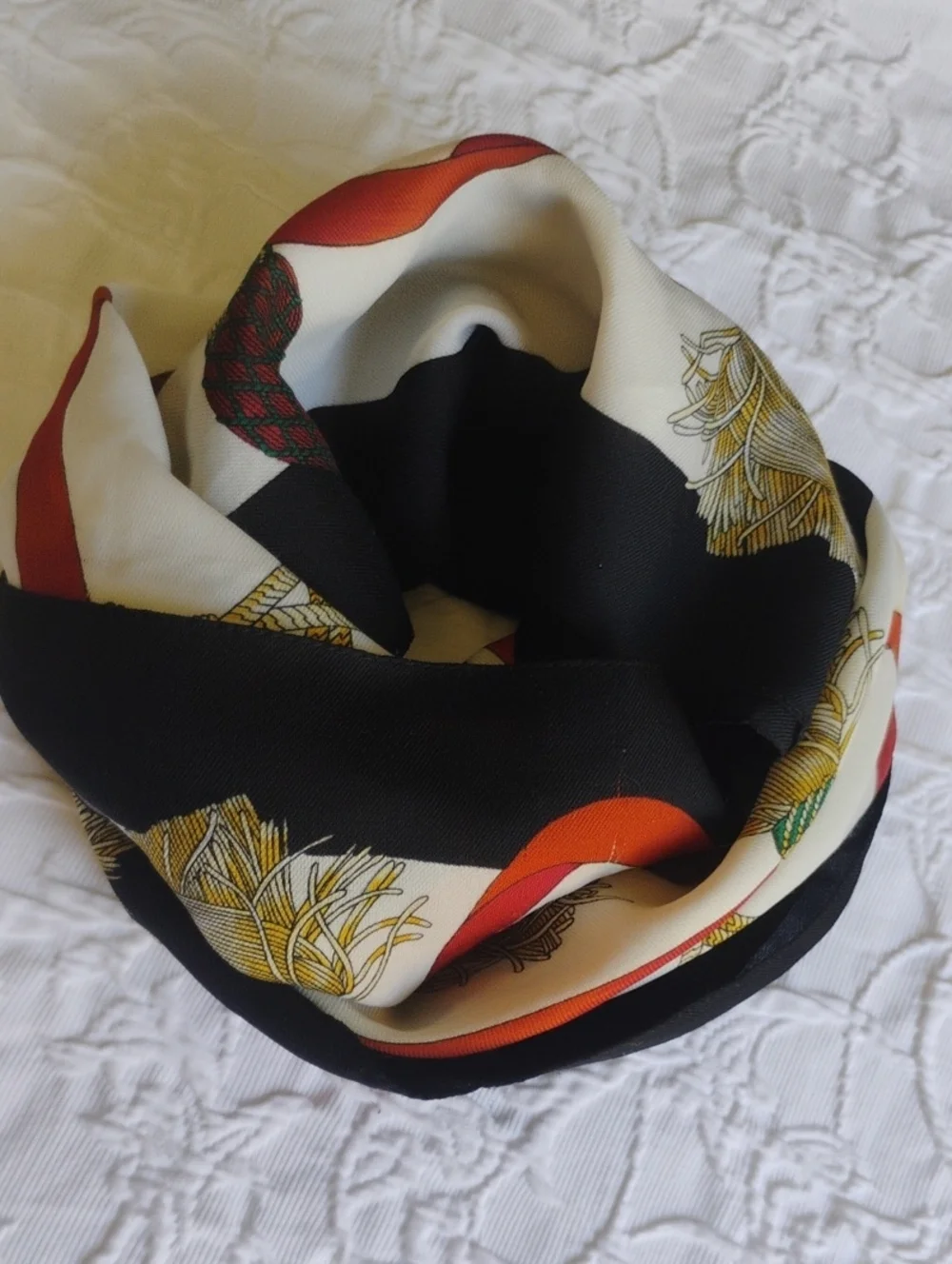 Black & Ivory Patterned Women’s Silk Scarf